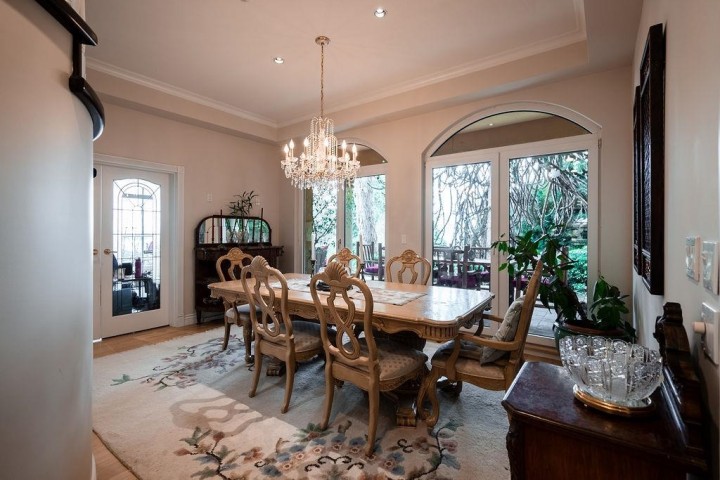 Photo 11 at 2635 Rosebery Avenue, Queens, West Vancouver