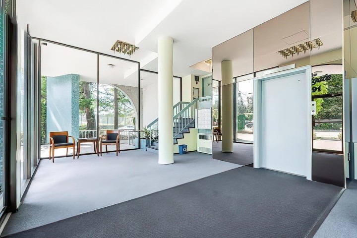 Photo 4 at 604 - 4691 W 10th Avenue, Point Grey, Vancouver West