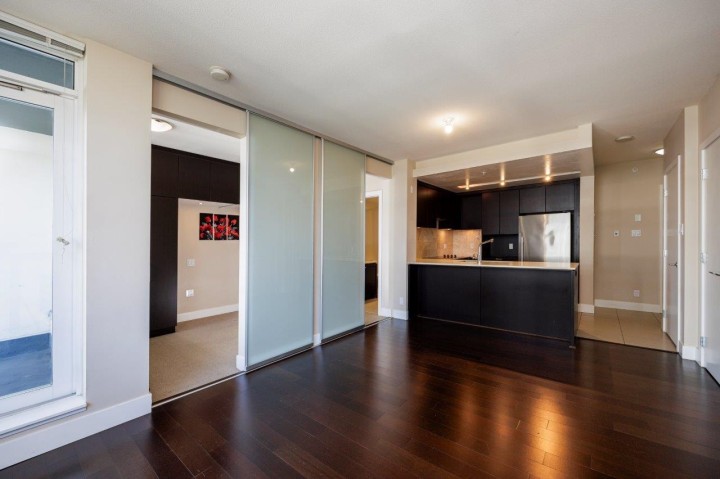 Photo 17 at 1208 - 1320 Chesterfield Avenue, Central Lonsdale, North Vancouver