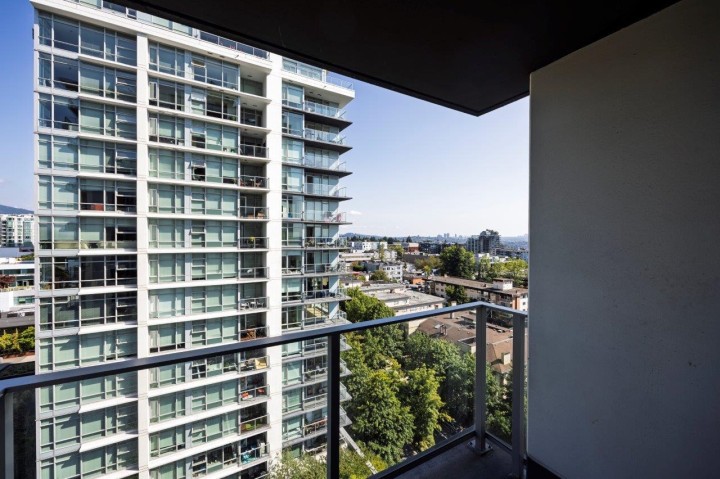 Photo 26 at 1208 - 1320 Chesterfield Avenue, Central Lonsdale, North Vancouver