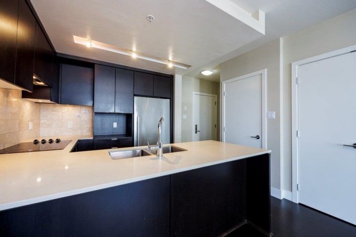 Photo 9 at 1208 - 1320 Chesterfield Avenue, Central Lonsdale, North Vancouver