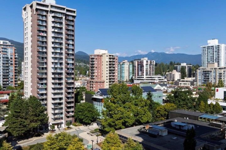 Photo 33 at 1208 - 1320 Chesterfield Avenue, Central Lonsdale, North Vancouver