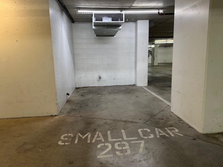 Photo 37 at 1208 - 1320 Chesterfield Avenue, Central Lonsdale, North Vancouver