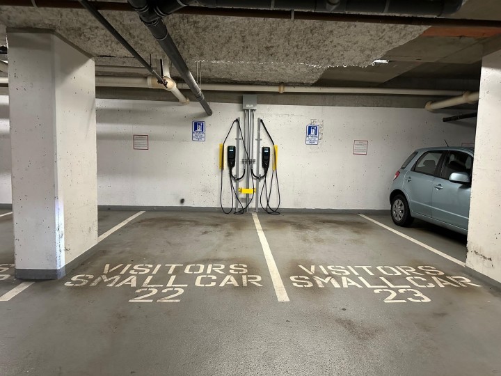 Photo 39 at 1208 - 1320 Chesterfield Avenue, Central Lonsdale, North Vancouver