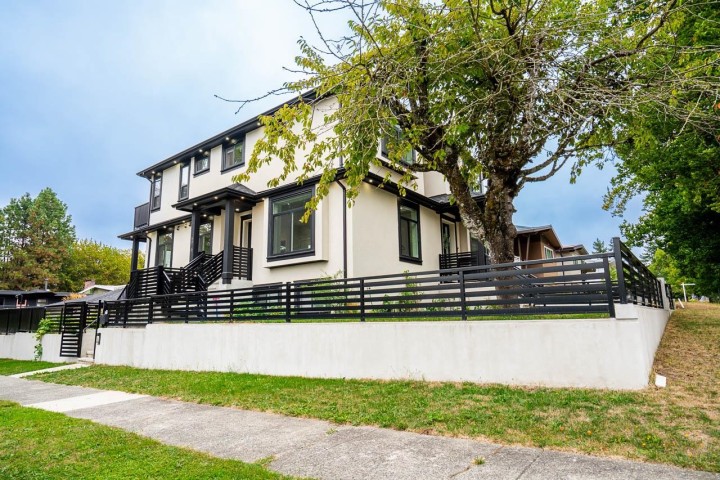 Photo 1 at 6370 Ross Street, Knight, Vancouver East