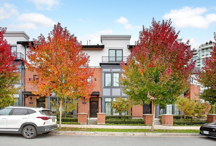 Photo 2 at 109 - 2070 Curling Road, Pemberton NV, North Vancouver