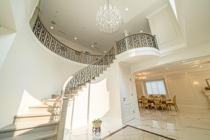 Photo 7 at 1048 Handsworth Road, Canyon Heights NV, North Vancouver