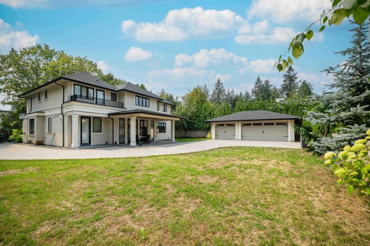 Photo 3 at 1048 Handsworth Road, Canyon Heights NV, North Vancouver