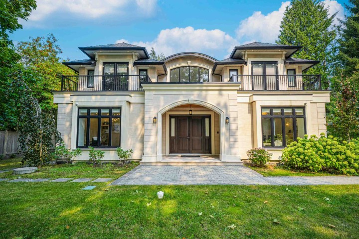 Photo 1 at 1048 Handsworth Road, Canyon Heights NV, North Vancouver