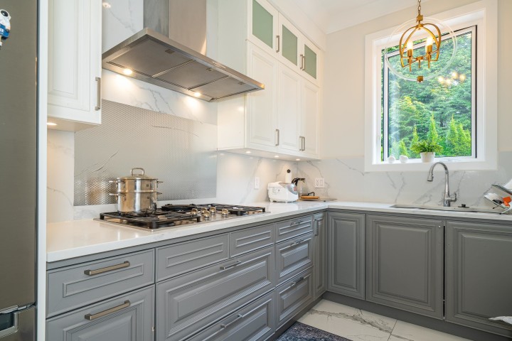 Photo 31 at 1048 Handsworth Road, Canyon Heights NV, North Vancouver