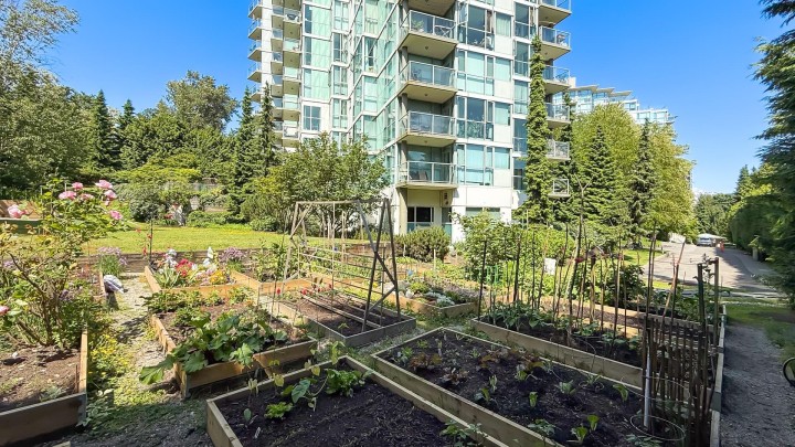 Photo 1 at 206 - 2733 Chandlery Place, South Marine, Vancouver East