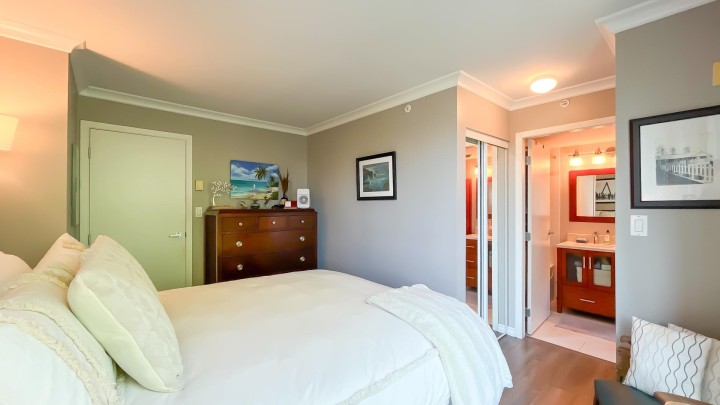 Photo 11 at 206 - 2733 Chandlery Place, South Marine, Vancouver East