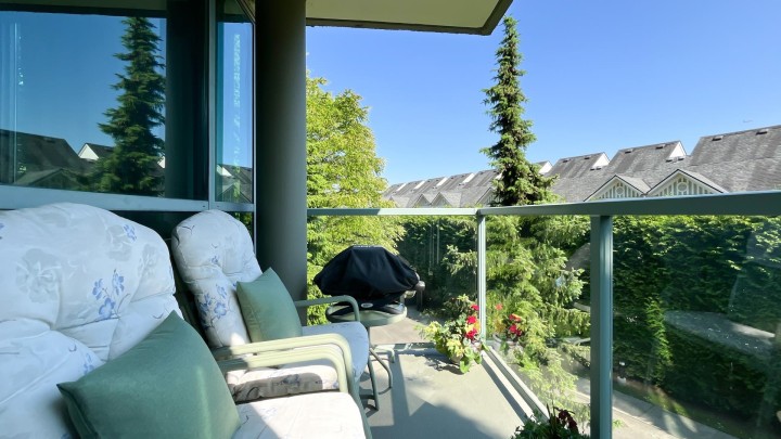 Photo 8 at 206 - 2733 Chandlery Place, South Marine, Vancouver East