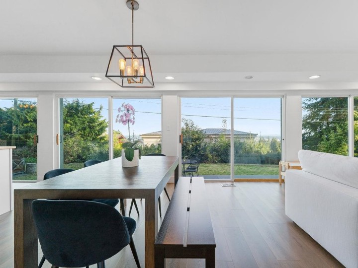 Photo 12 at 1040 Crestline Road, British Properties, West Vancouver