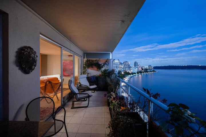 Photo 21 at 1001-02 - 150 24th Street, Dundarave, West Vancouver