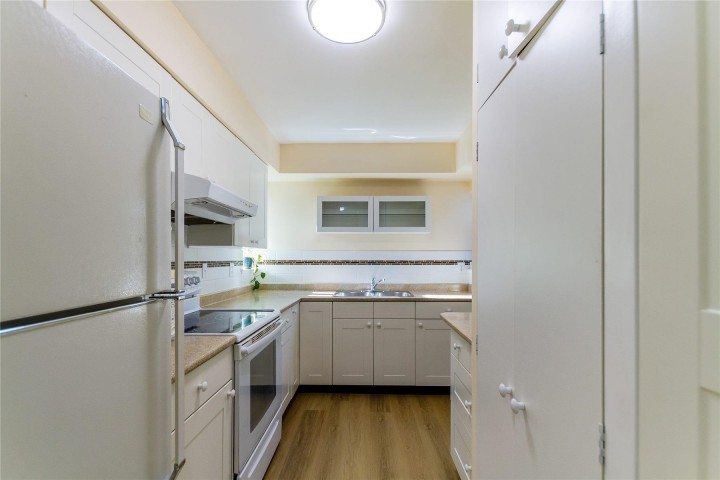 Photo 10 at 7361 Liard Place, Champlain Heights, Vancouver East