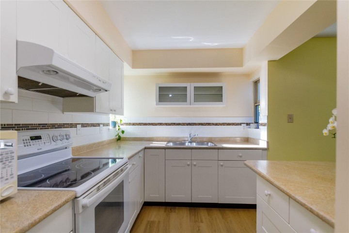 Photo 11 at 7361 Liard Place, Champlain Heights, Vancouver East