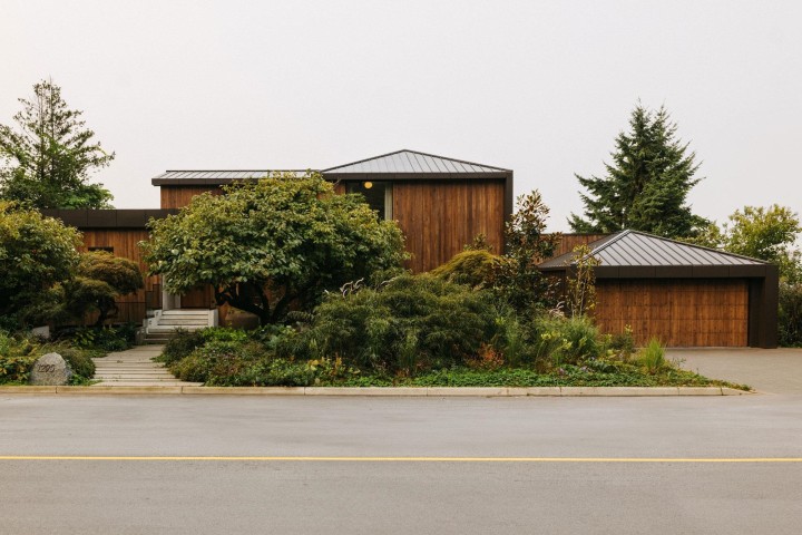 Photo 1 at 1295 W Keith Road, Pemberton Heights, North Vancouver