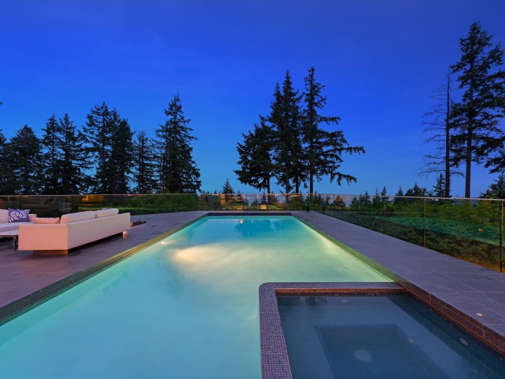 Photo 3 at 4514 Woodgreen Drive, Cypress Park Estates, West Vancouver