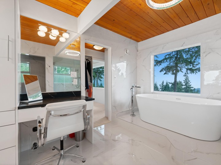 Photo 25 at 4514 Woodgreen Drive, Cypress Park Estates, West Vancouver