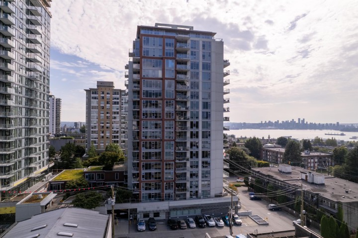 Photo 2 at 1401 - 150 W 15th Street, Central Lonsdale, North Vancouver