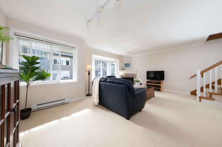 Photo 6 at 651 St. Andrews Avenue, Lower Lonsdale, North Vancouver