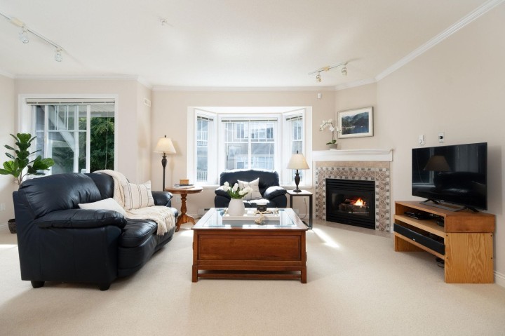 Photo 1 at 651 St. Andrews Avenue, Lower Lonsdale, North Vancouver