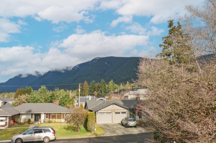 Photo 23 at 4067 Sunnycrest Drive, Forest Hills NV, North Vancouver