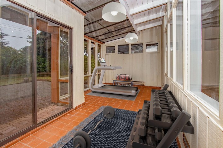 Photo 12 at 4067 Sunnycrest Drive, Forest Hills NV, North Vancouver