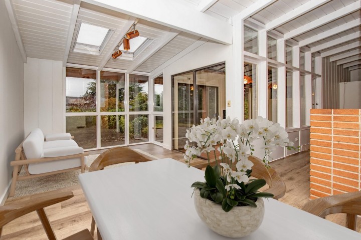 Photo 4 at 4067 Sunnycrest Drive, Forest Hills NV, North Vancouver