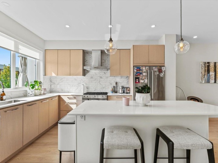 Photo 8 at 66 - 3597 Malsum Drive, Roche Point, North Vancouver