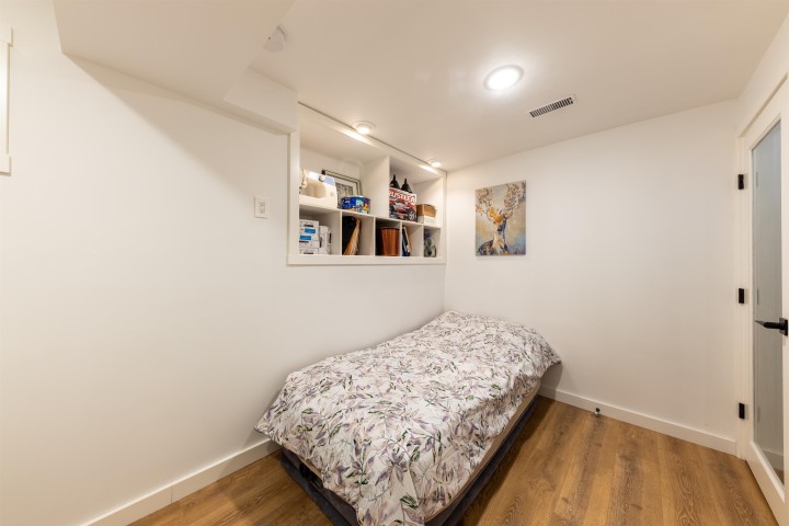 Photo 23 at 8 Glenmore Drive, Glenmore, West Vancouver