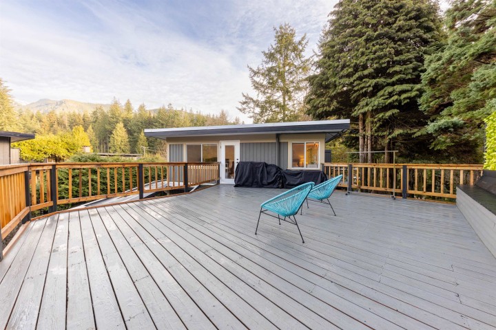 Photo 33 at 8 Glenmore Drive, Glenmore, West Vancouver