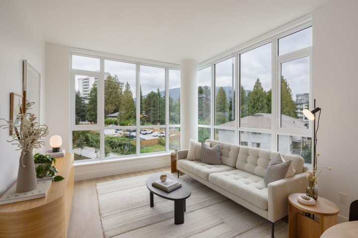 Photo 1 at 407 - 2385 Emery Court, Lynn Valley, North Vancouver