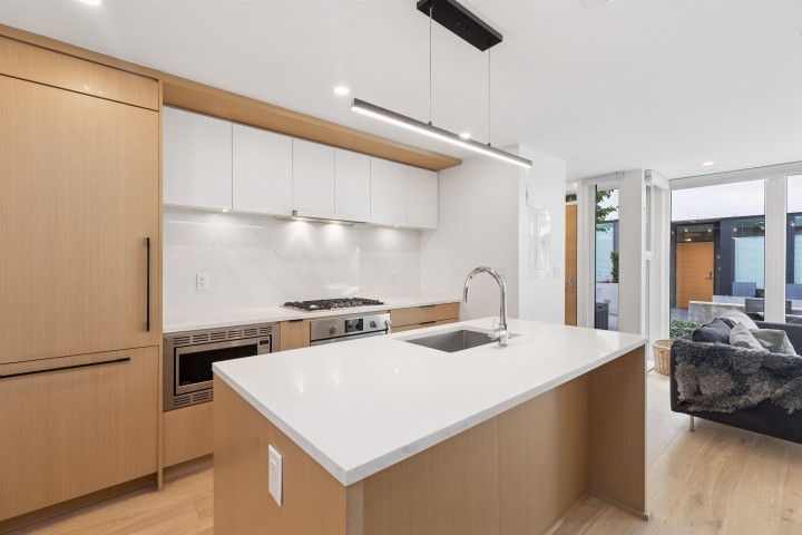 Photo 6 at 106 - 649 E 3rd Street, Lower Lonsdale, North Vancouver