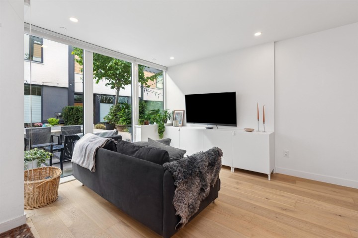 Photo 8 at 106 - 649 E 3rd Street, Lower Lonsdale, North Vancouver