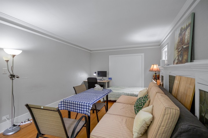 Photo 5 at 3012 W 14th Avenue, Kitsilano, Vancouver West