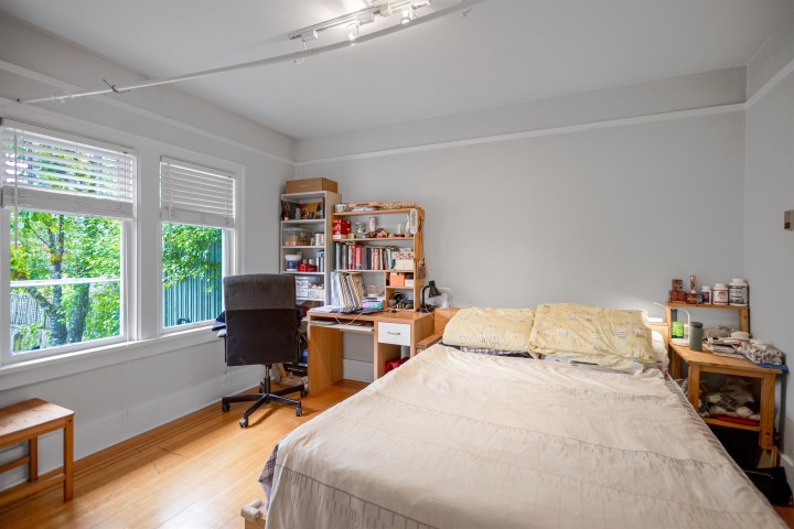 Photo 9 at 3012 W 14th Avenue, Kitsilano, Vancouver West
