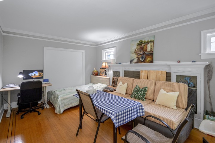 Photo 4 at 3012 W 14th Avenue, Kitsilano, Vancouver West