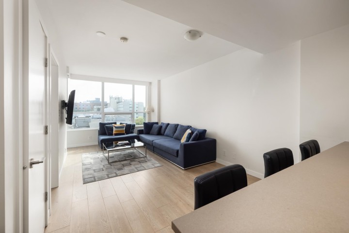 Photo 9 at 810 - 125 E 14th Street, Central Lonsdale, North Vancouver