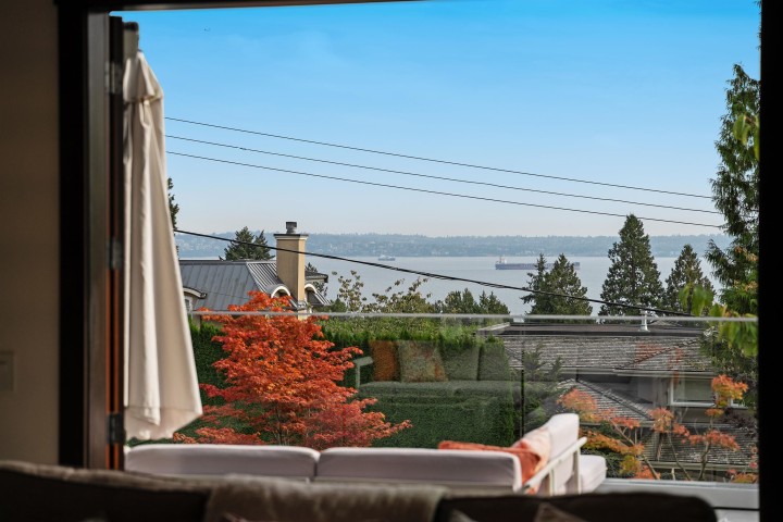 Photo 8 at 2643 Nelson Avenue, Dundarave, West Vancouver