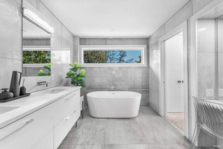 Photo 23 at 919 E 4th Street, Queensbury, North Vancouver