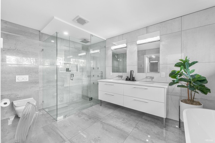 Photo 22 at 919 E 4th Street, Queensbury, North Vancouver