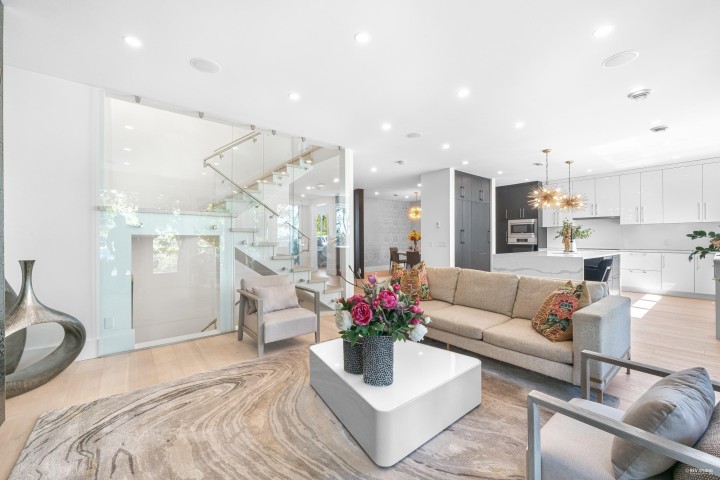 Photo 7 at 919 E 4th Street, Queensbury, North Vancouver