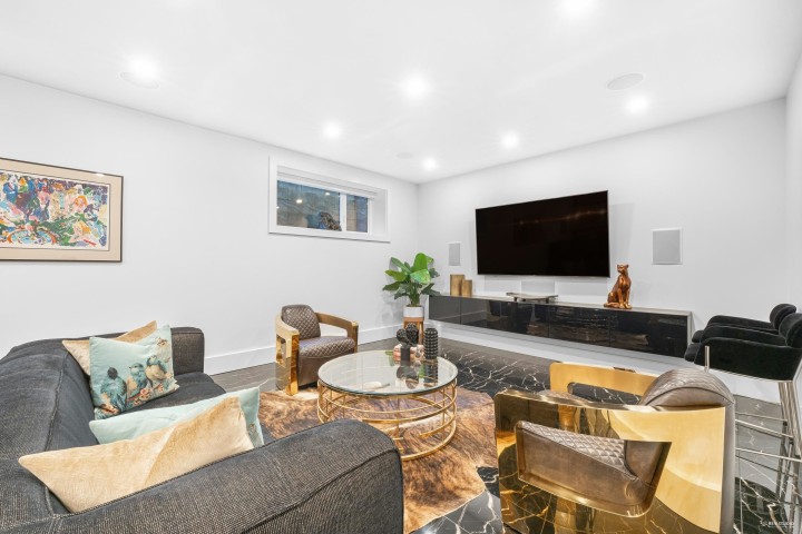 Photo 32 at 919 E 4th Street, Queensbury, North Vancouver