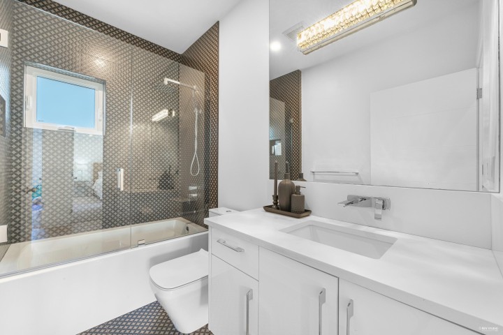 Photo 30 at 919 E 4th Street, Queensbury, North Vancouver