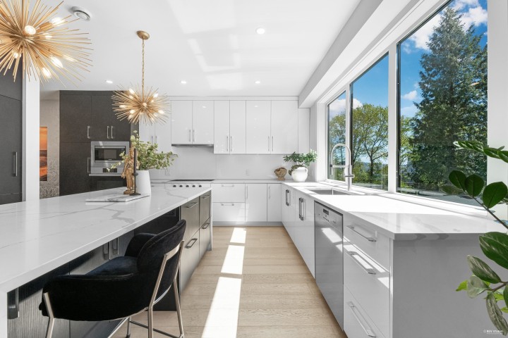 Photo 11 at 919 E 4th Street, Queensbury, North Vancouver