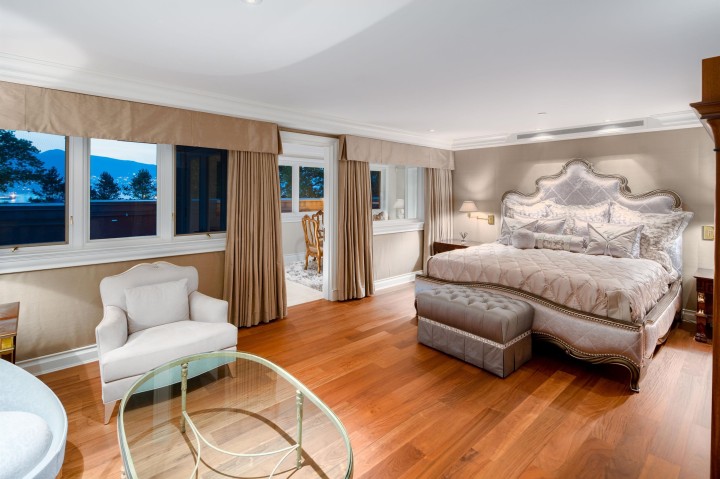 Photo 9 at 4778 Drummond Drive, Point Grey, Vancouver West