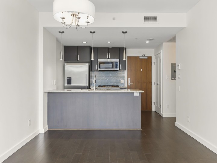 Photo 4 at 608 - 38 W 1st Avenue, False Creek, Vancouver West