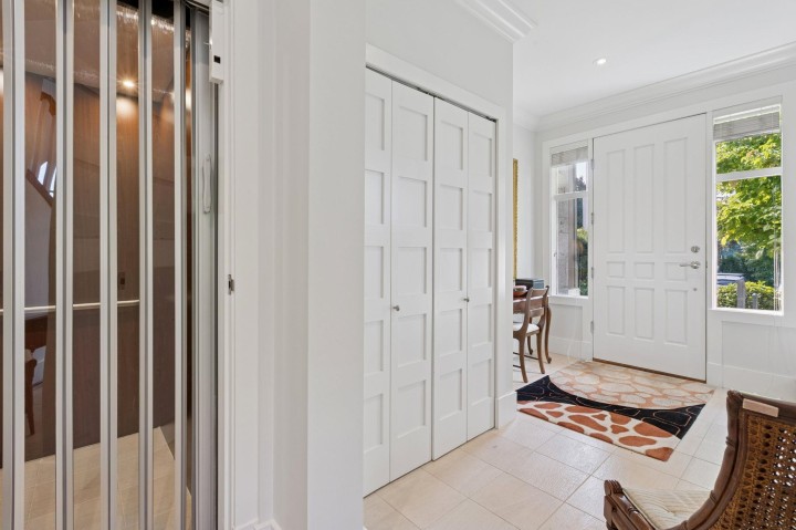 Photo 3 at 2133 Gordon Avenue, Dundarave, West Vancouver